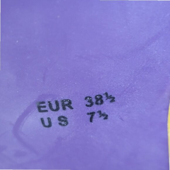 Poetic License Backlash Oxford Yellow Heels - Size 7 1/2 - Picture 7 of 9